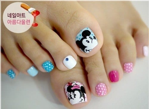 Cartoon Toe nail Designs