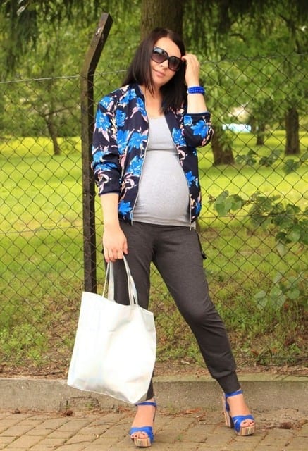 comfortable Winter baby shower outfits (1)