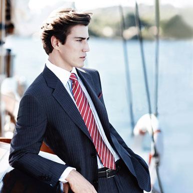 How to Match Your Suit with Shirt and Tie (2)