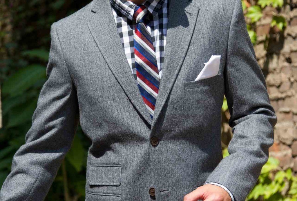 How to Match Your Suit with Shirt and Tie (1)