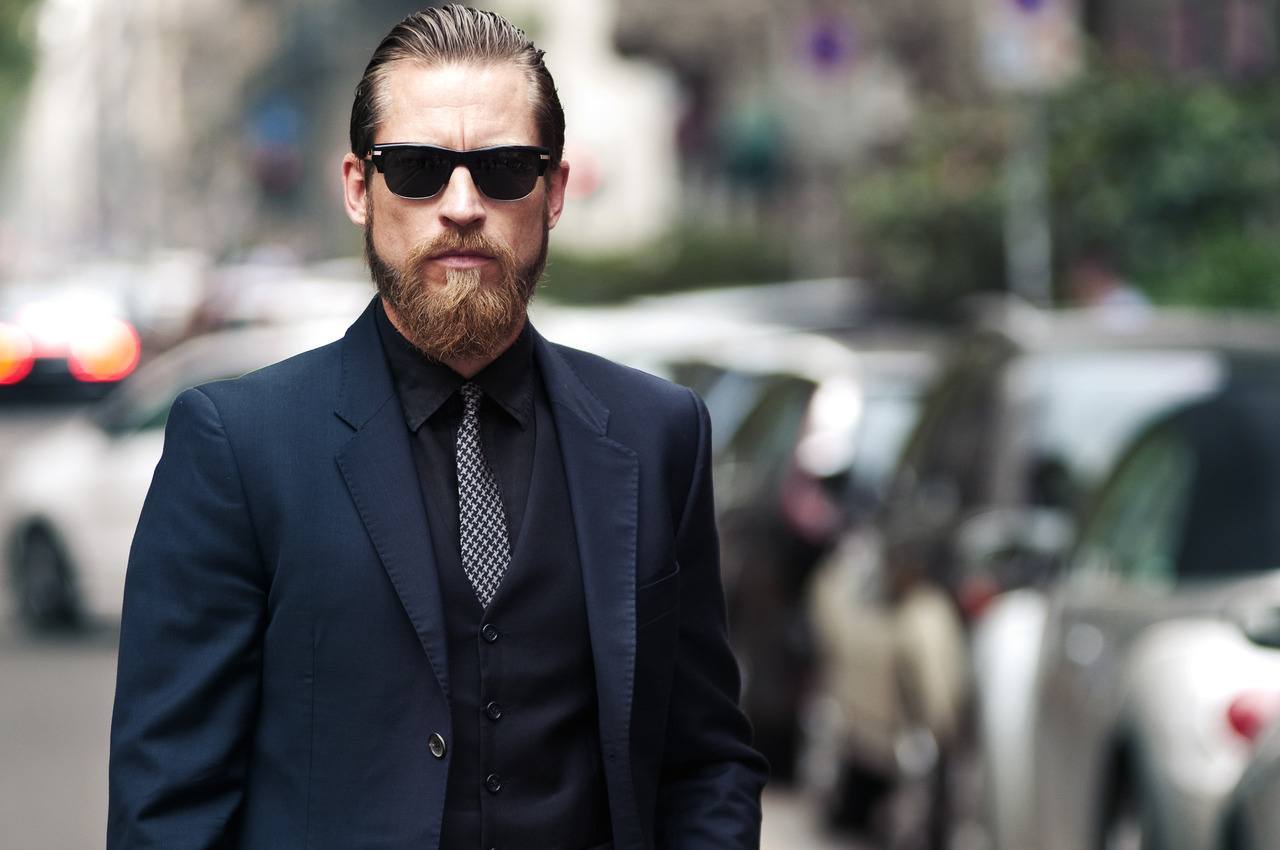 Essential Men’s Fashion Pieces for Both Business and Casual Wear 4_sunglasses Essential Men’s Fashion Pieces for Both Business and Casual Wear