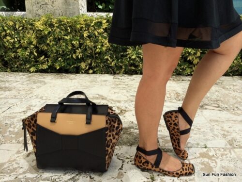 15 Best Walking Shoes for Europe Trip-Travel Style