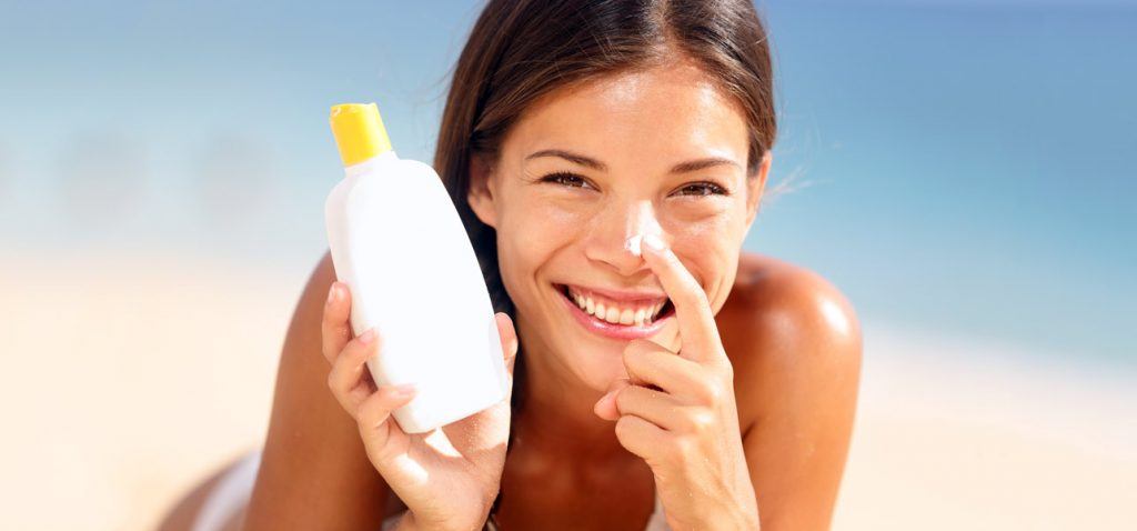 How To Get Glowing Skin? Tips To Make Your Skin Glow Naturally