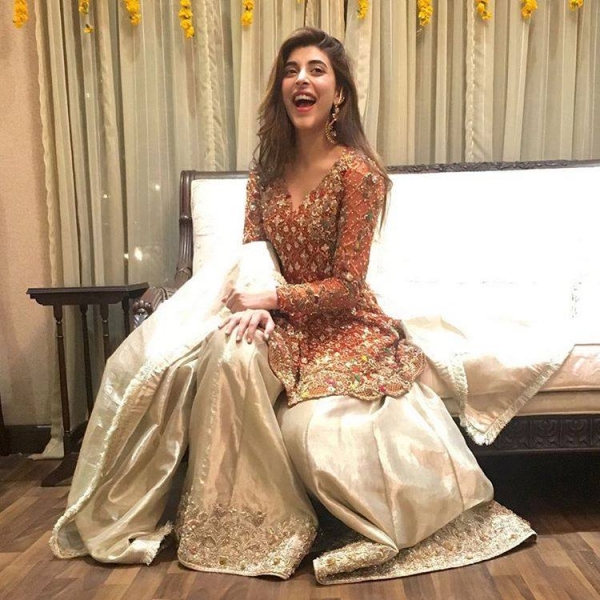 urwa hocane second sholki dress