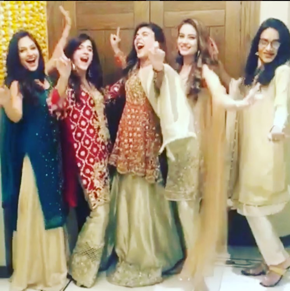 urwa with bridesmaids