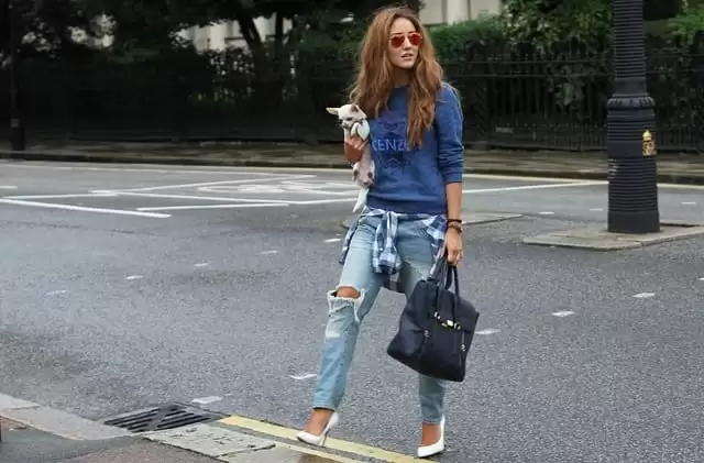 Cool Distressed Jeans For girls Cool Distressed Jeans For girls