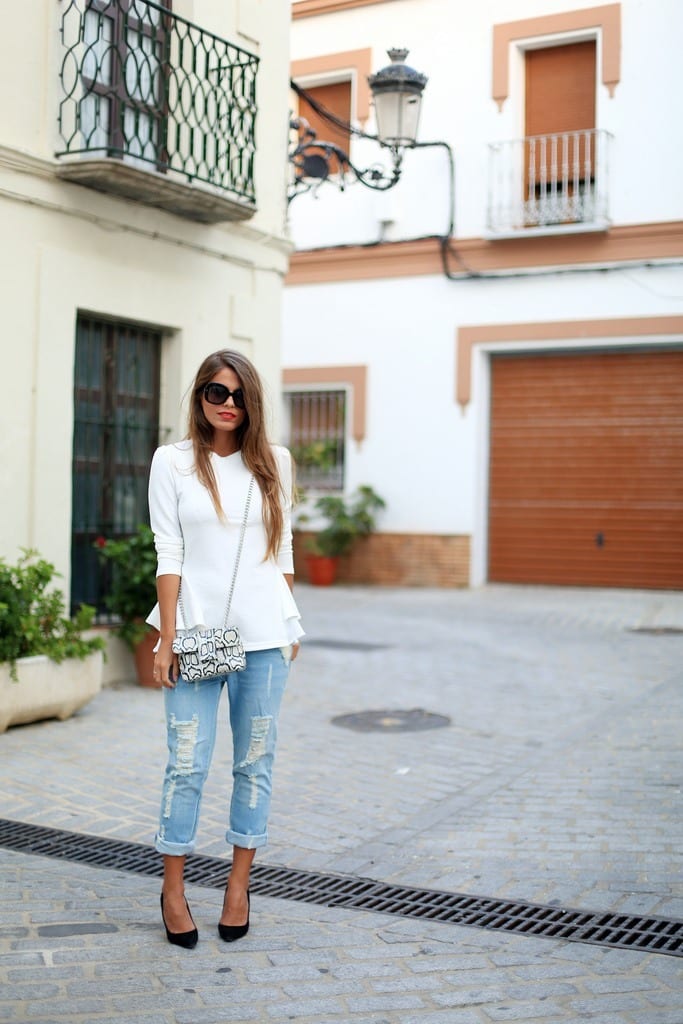 DIY Ripped Jeans Outfits with Ripped Jeans