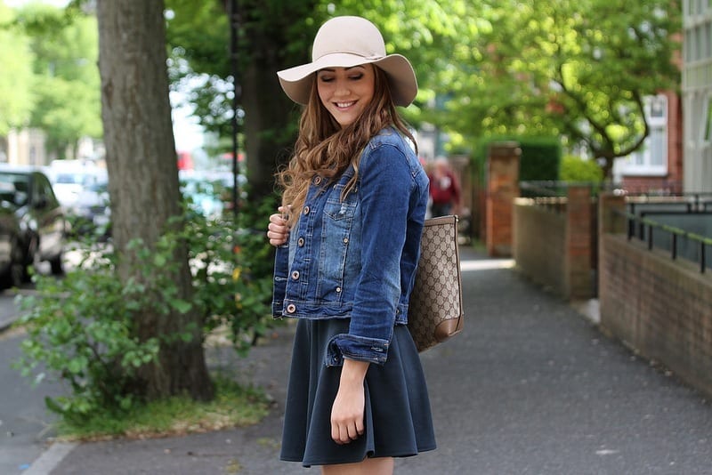 Aggregate 142+ denim jacket combination for girl best - jtcvietnam.edu.vn