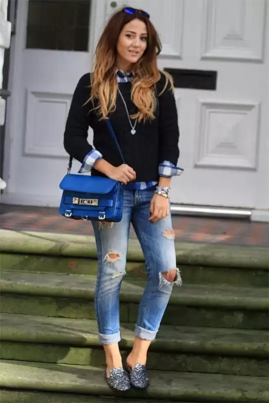 What to wear with Ripped Jeans What to wear with Ripped Jeans