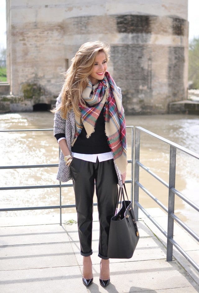 Outfits with Scarves 18 Chic Ways to Wear Scarves for Girls Outfits with Scarves 18 Chic Ways to Wear Scarves for Girls