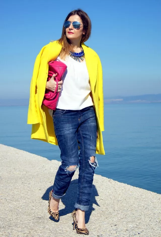 Latest style jeans fashion for women Latest style jeans fashion for women
