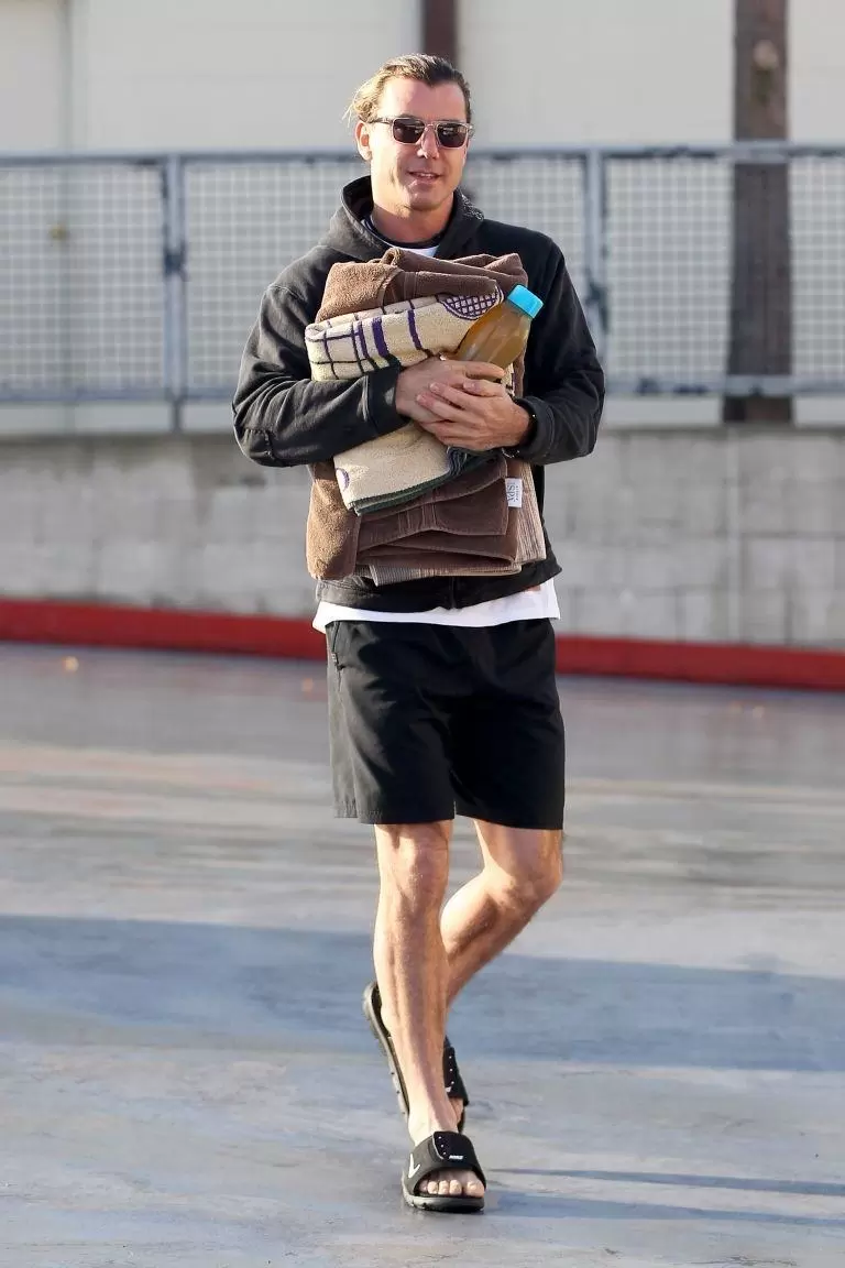 black Bermuda shorts for men bermuda shorts outfits for men