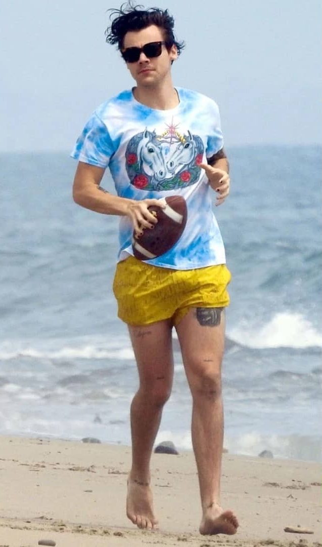33 Best Beach Outfits for Men: What to Wear at the Beach? 33 Best Beach Outfits for Men: What to Wear at the Beach?