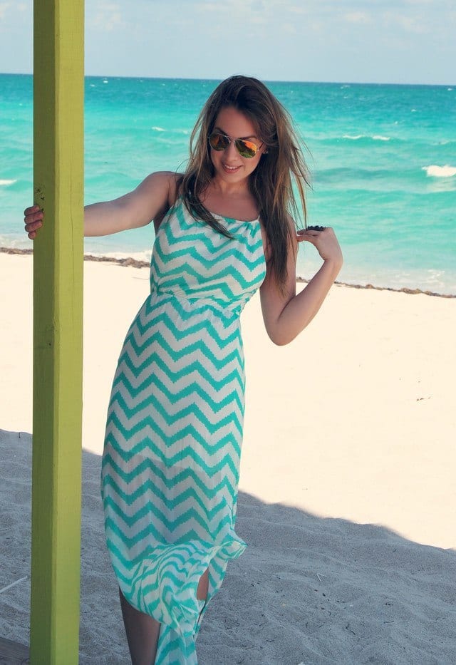 stylish beach outfits for women