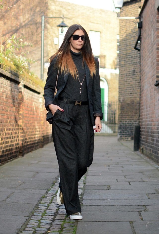 23 Modern Ways to Style Baggy Pants with other Outfits