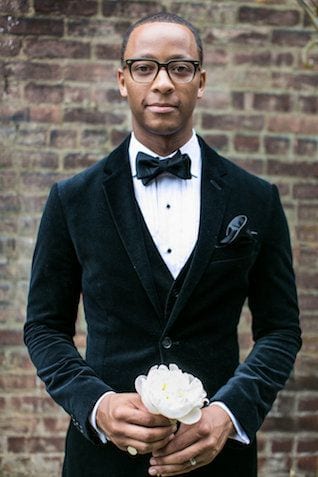 Black men bow tie