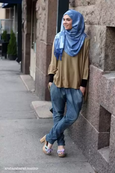 Hijab with baggy jeans Hijab with baggy jeans