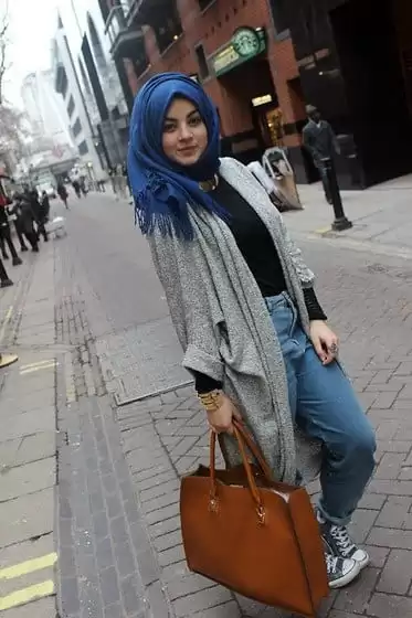Hijab with sneakers Hijab with sneakers