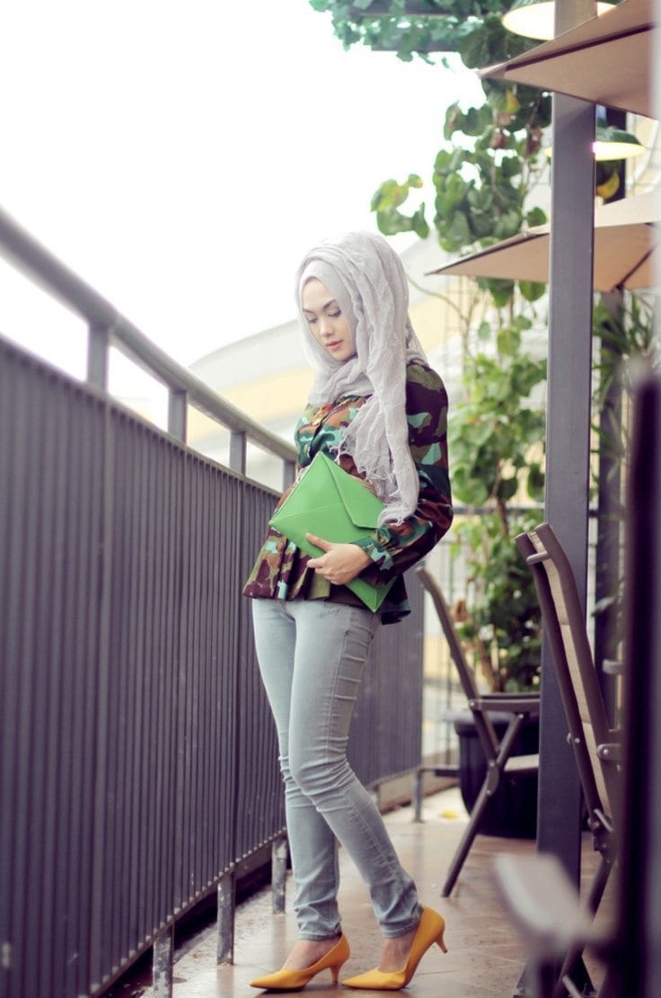 30 Stylish Ways to Wear Hijab  with Jeans  for Chic look