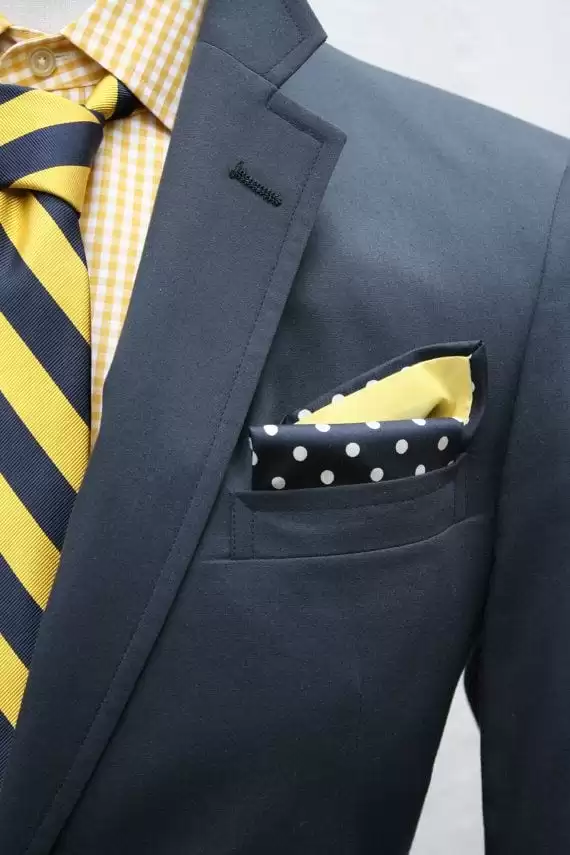Decent suiting combination Decent suiting combination