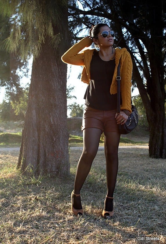 How to Wear Leather Shorts ? 30 Outfit Ideas & Styling Tips