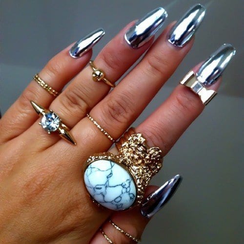 Long metallic Nail Art