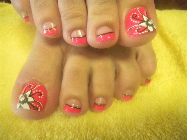 Funky Toe Nail Art-15 Cool Toe Nail Designs For Teenage Girls