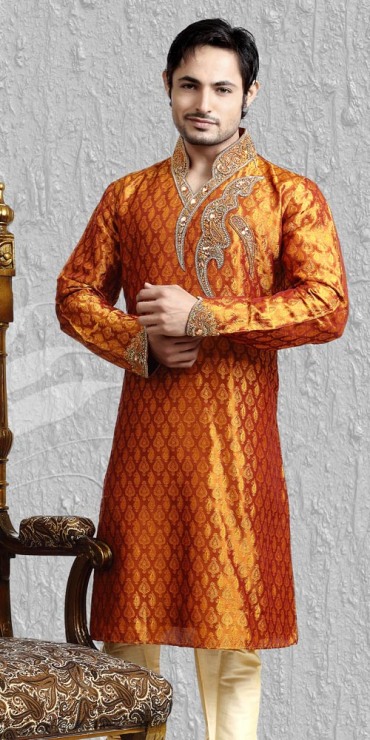 Mehndi dresses for Groom