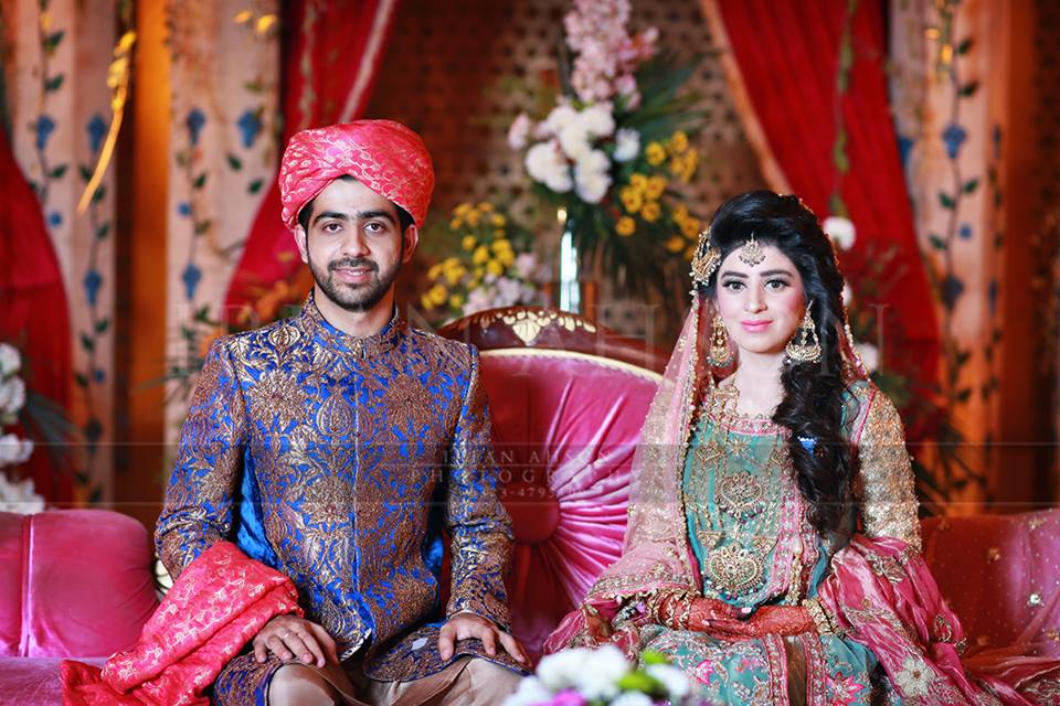 25 Stylish Pakistani Groom Mehndi Dresses For This Season