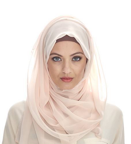 Pink hijab style