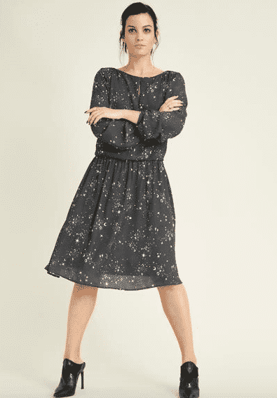 2022 Christmas Party Outfit Ideas For Women (Trending)