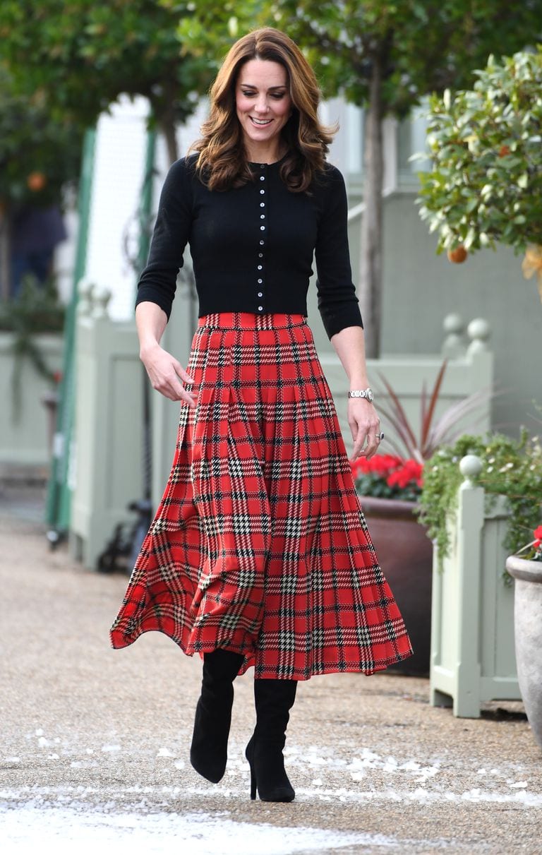 2022 Christmas Party Outfit Ideas For Women (Trending) Christmas Party Outfit Ideas