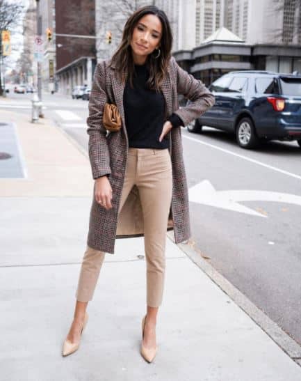 17 Winter Work Outfits For Women & Styling Tips