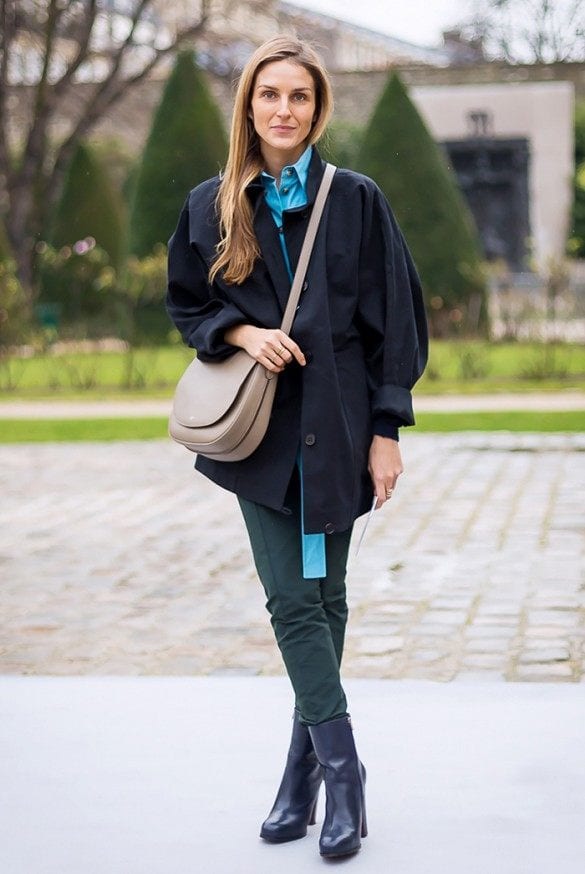 22 Stylish Outfits to Wear with Long Boots This Season