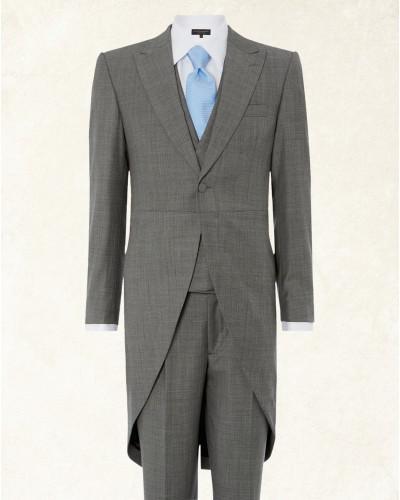 20 Best Winter Wedding Outfits for Men for Guest Wedding