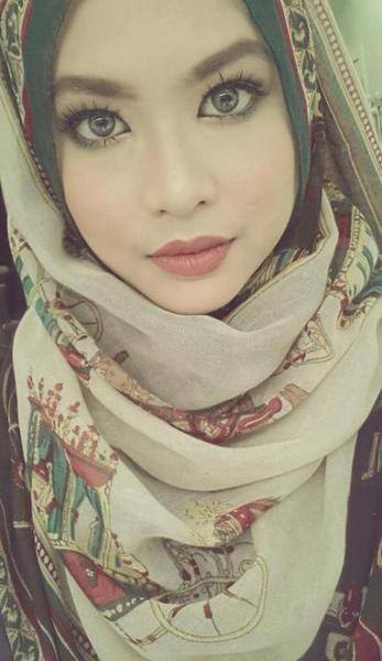 Simple Makeup With Hijab Tutorial And Hijab Makeup Tips