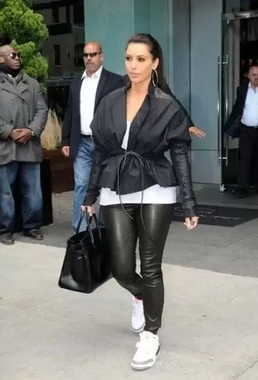 Outfits Ideas to Wear with Jordans for Girls