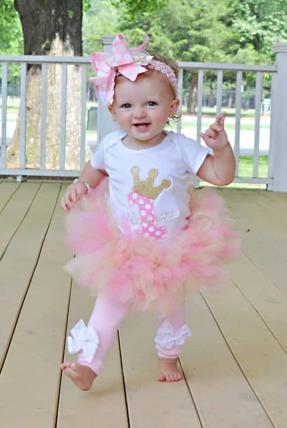 17 Cute 1st Birthday Outfits For Baby Girl All Seasons