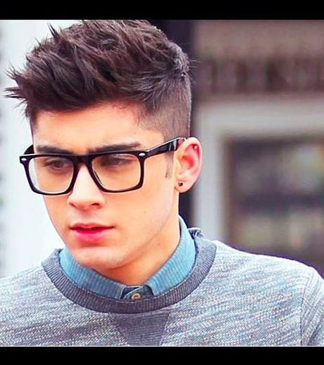 21 Most Popular Swag Hairstyles For Men To Try This Season