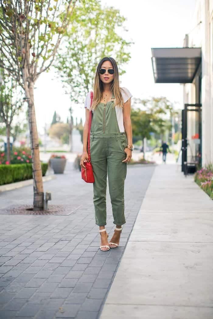 14 Minimalist Outfits For Summer