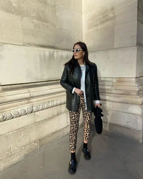 women outfits with loafers