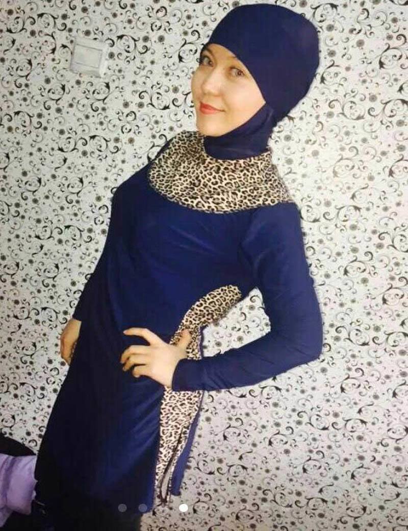 Beach Hijab Outfits–34 Modest Beach Dresses for Muslim Girls