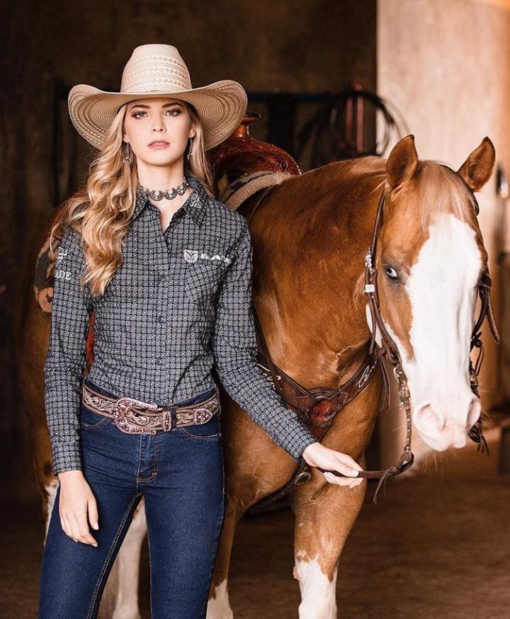 Cowgirl Outfit Ideas - 25 Ideas on How to Dress like Cowgirl