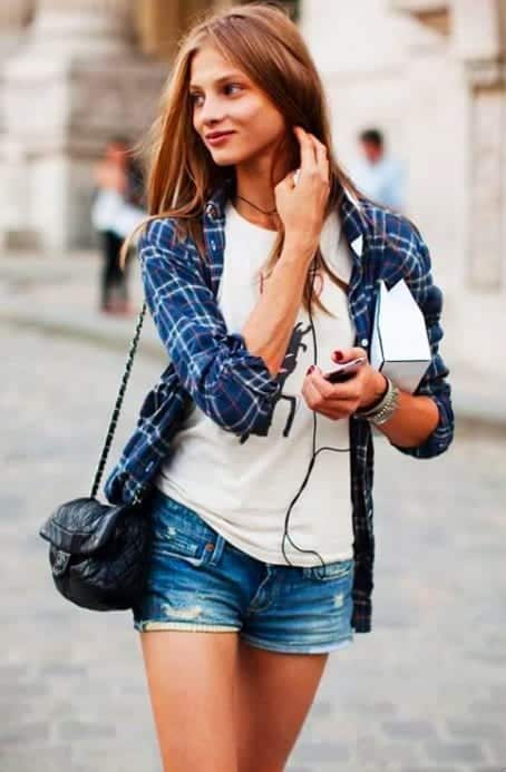 18 Best Check Shirt Outfit Combinations for Girls in All Seasons