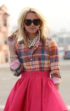 18 Best Check Shirt Outfit Combinations for Girls in All Seasons