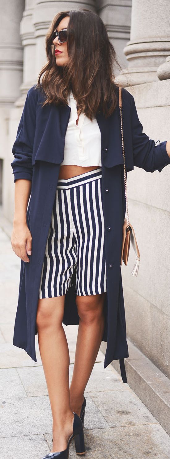 Cute Bermuda Shorts Outfits For Girls 15