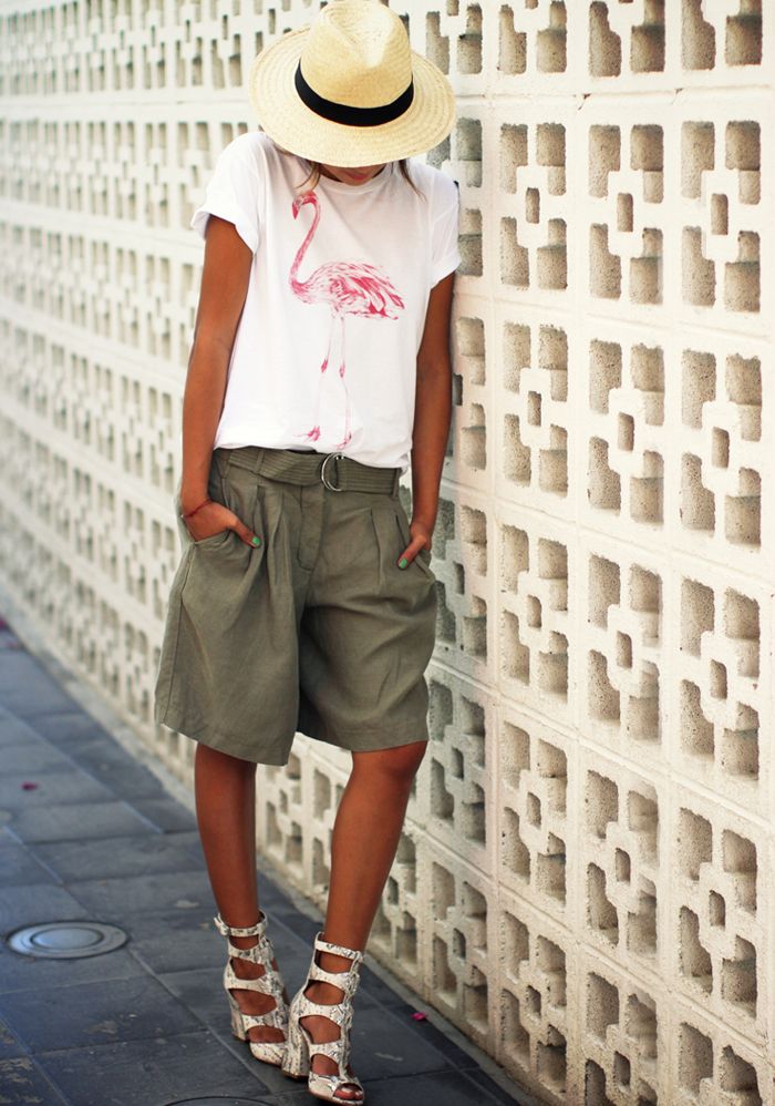 20 Ideas On How to Wear Bermuda Shorts Everywhere