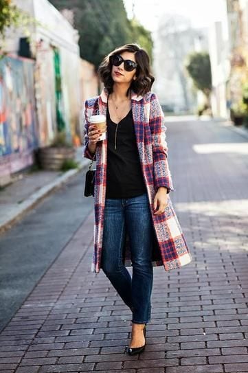 cute outfits with plaid coats 13