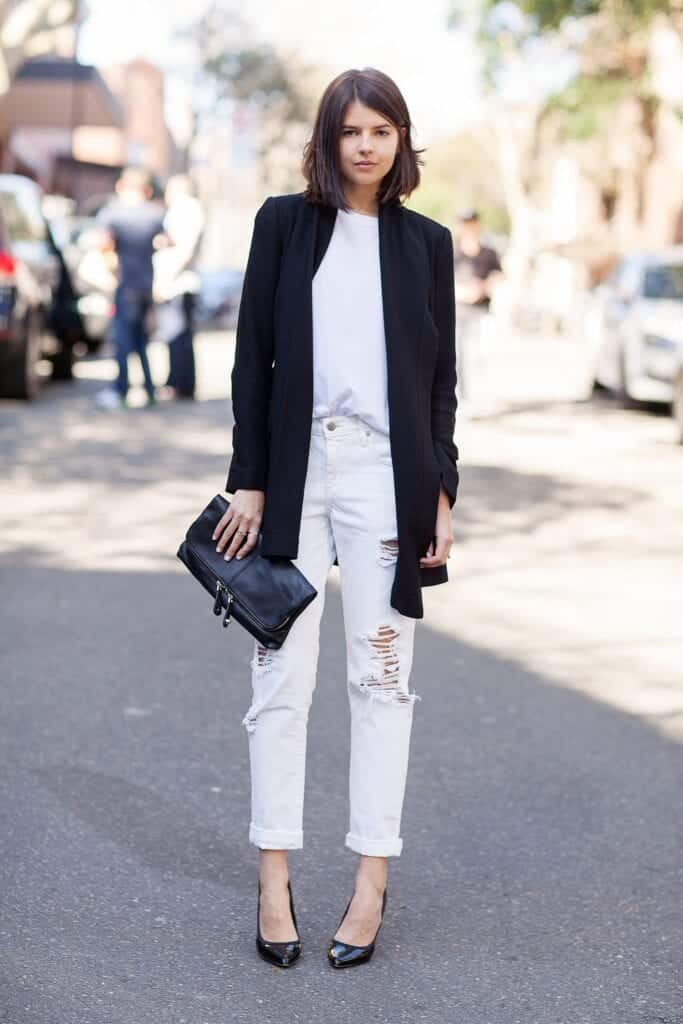 Fashionable ways to wear white jeans (3)