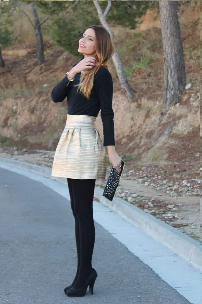 20 Outfits with Black Tights with Styling Tips